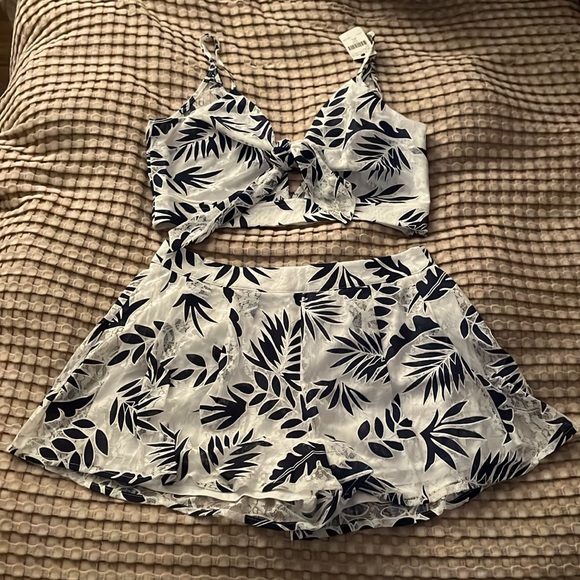 Tropical Two piece set - Picture 4 of 6